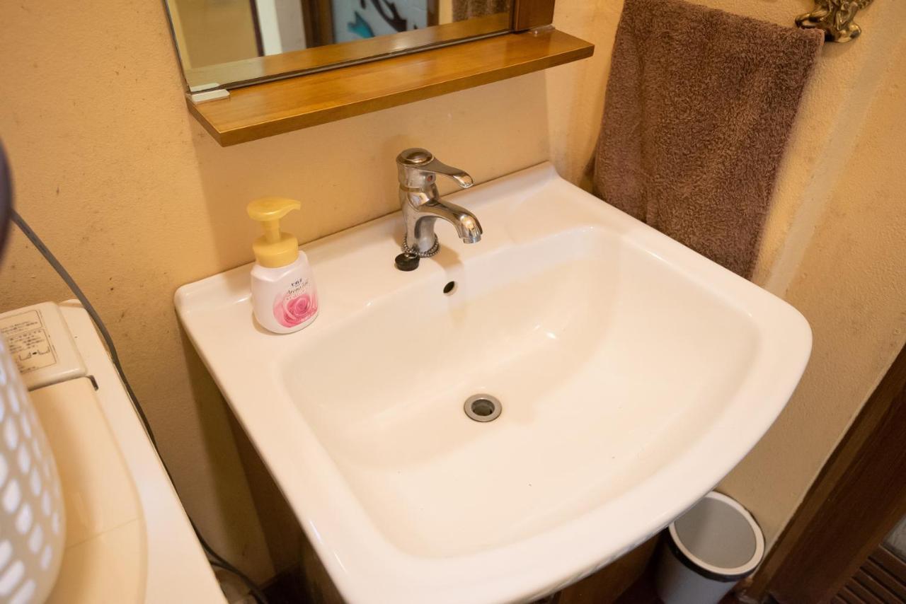 コテージなかどまり Apartment Онна Екстериор снимка